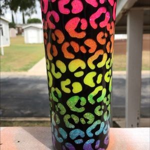 Customized tumblers & more 💕